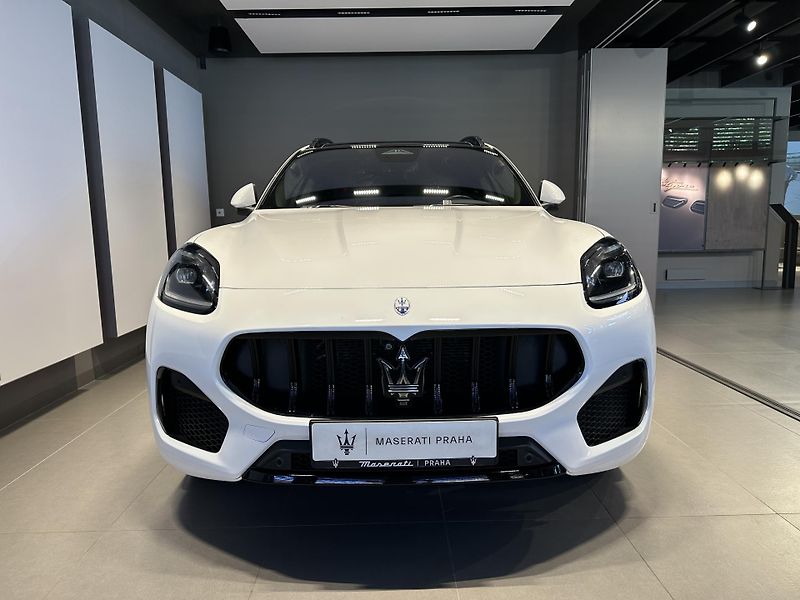 Maserati Grecale (2023) Modena 330HP - Záruka 03/27 - fotka 2 z 17