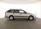 Škoda Octavia (2012) 2.0 TDI, Tempomat - náhled 6