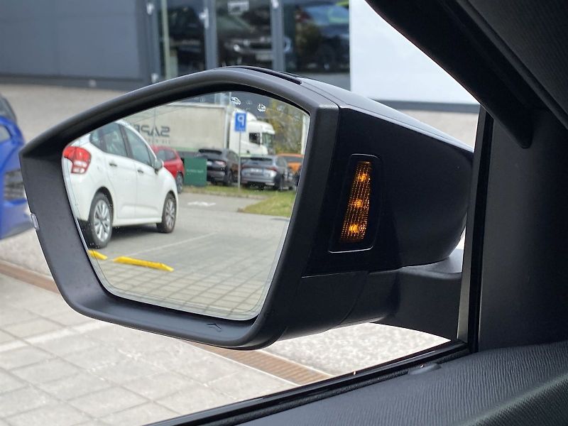 Škoda Octavia (2025) 2.0 TSI DSG RS - fotka 23 z 39