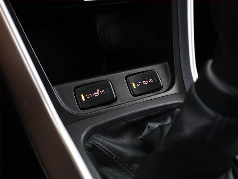 Suzuki SX4 S-Cross (2013) 1.6 VVT AllGrip, 4X4, ČR - fotka 13 z 14