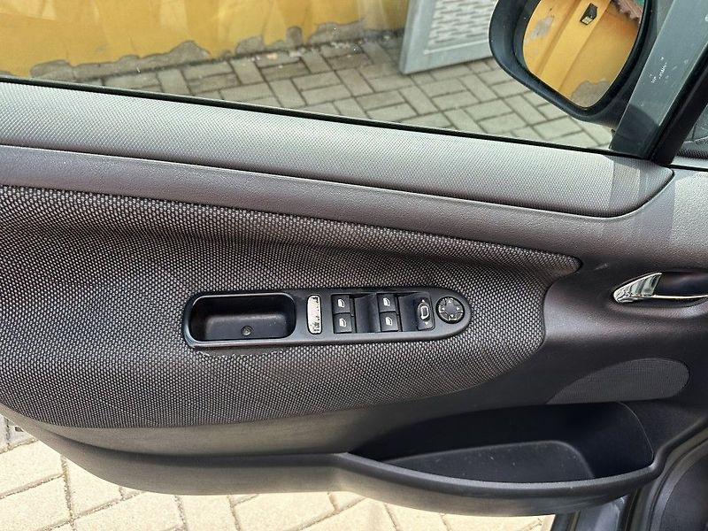 Peugeot 207 1.6i 88kW - fotka 14 z 15