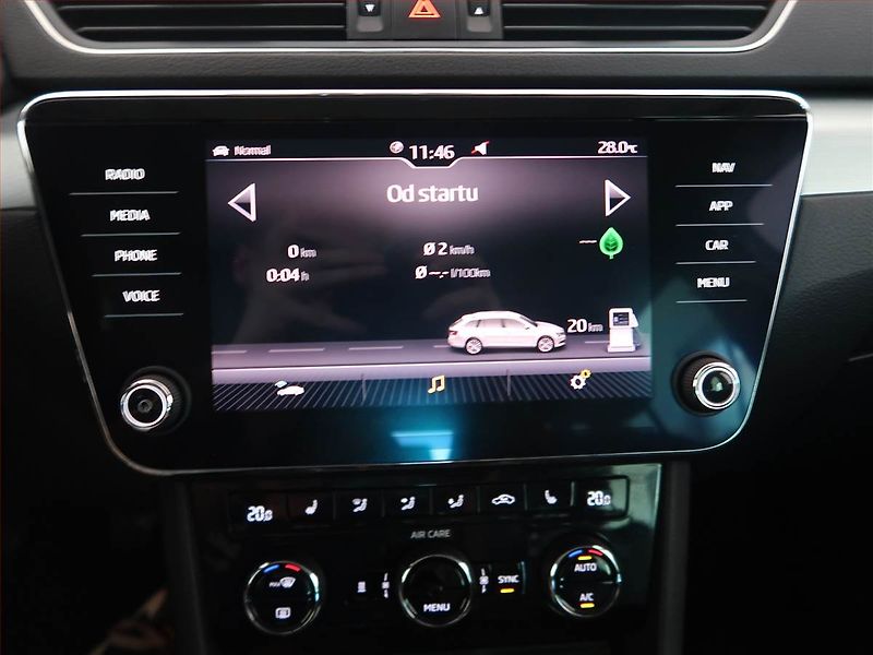 Škoda Superb (2017) 1.6 TDI, Kůže, Navi, Bi-Xenony - fotka 13 z 14