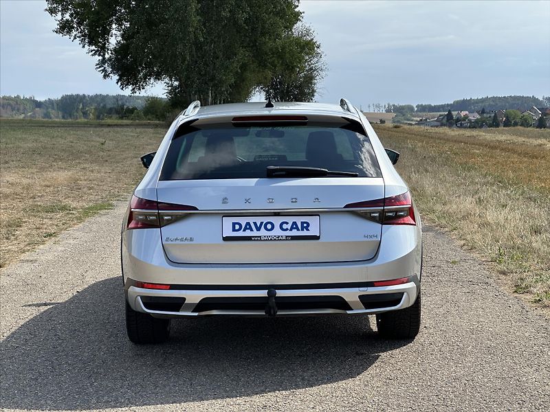 Škoda Superb 2,0 TDI 140kW DSG Scout 4x4 CZ - fotka 6 z 39