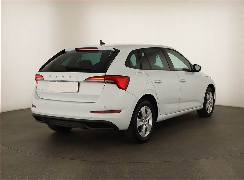 Škoda Scala (2023) Ambition 1.5 TSI, ČR,1.maj - fotka 5 z 13
