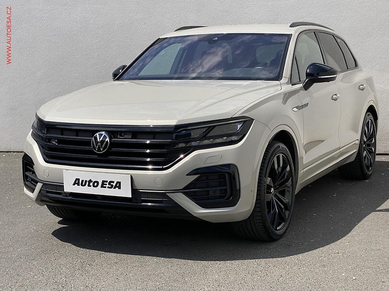 Volkswagen Touareg (2021) 3.0 TDi 4x4, 1.maj,ČR, R - fotka 3 z 32