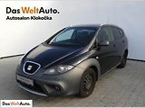 Seat Altea Freetrack z programu prověřených vozů rozhodně není špatná volba. Obzvláště když je se servisní knížkou, rok a půl starou technickou a výkonnějším TDI se 125 kW. Zde by neměl odradit ani nájezd téměř 280 tisíc km.