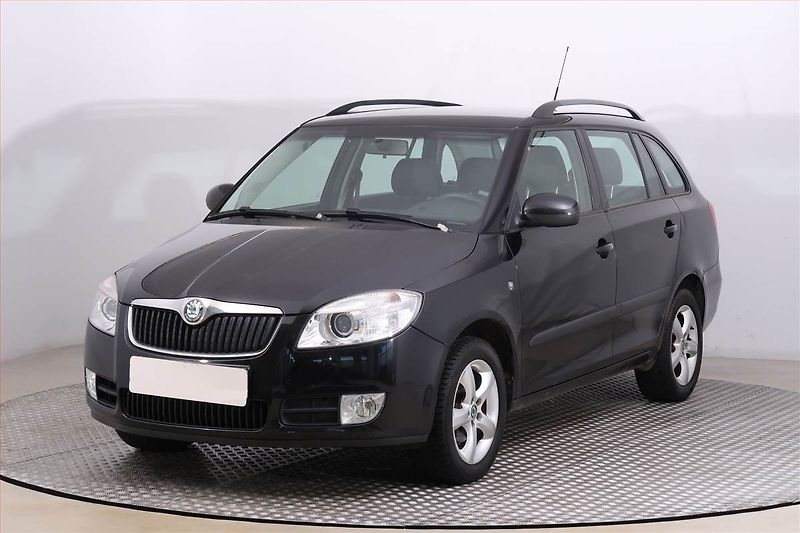 Škoda Fabia (2009) Elegance 1.6 16V, po STK - fotka 2 z 14