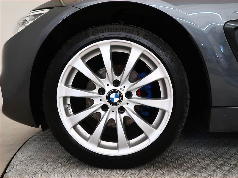BMW Řada 4 (2014) 420i xDrive, 4X4, Navi - fotka 15 z 18