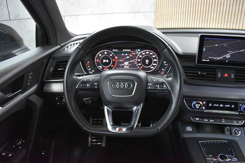 Audi Q5 40 TDI S-LINE* REZERVACE - fotka 15 z 38