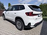BMW iX1 (2023) XDrive 30 66,5kWh 4x4 SoH 99%. - náhled 1