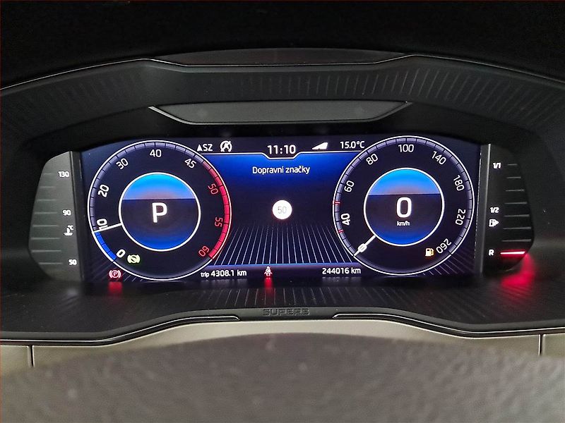 Škoda Superb (2020) Laurin&Klement 2.0 TDI - fotka 18 z 24