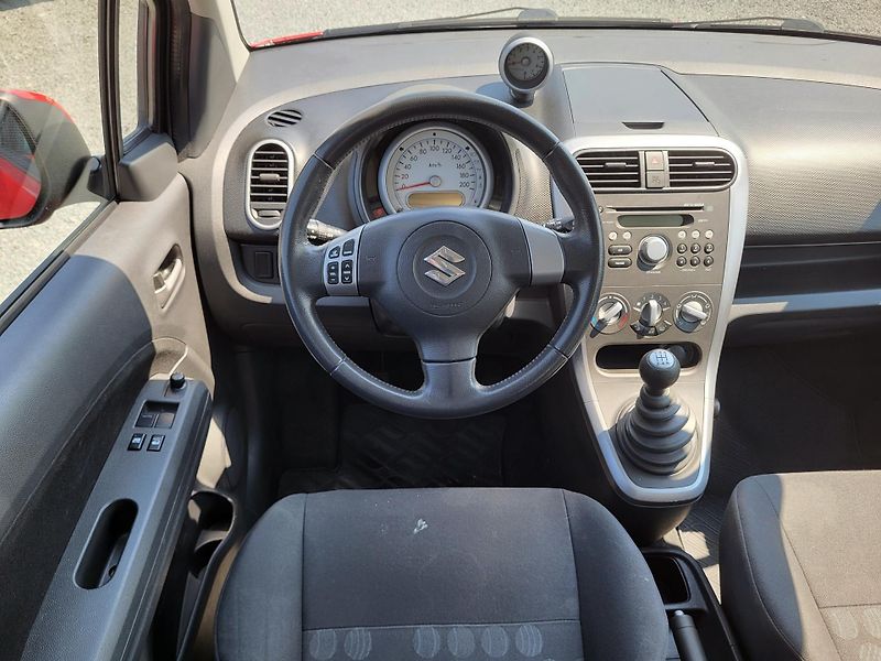 Suzuki Splash 1.2 i 63kW GL/AC - fotka 8 z 39