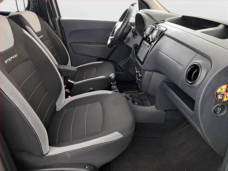 Dacia Dokker (2019) Stepway 1.5 Blue dCi, 5Míst - fotka 9 z 17