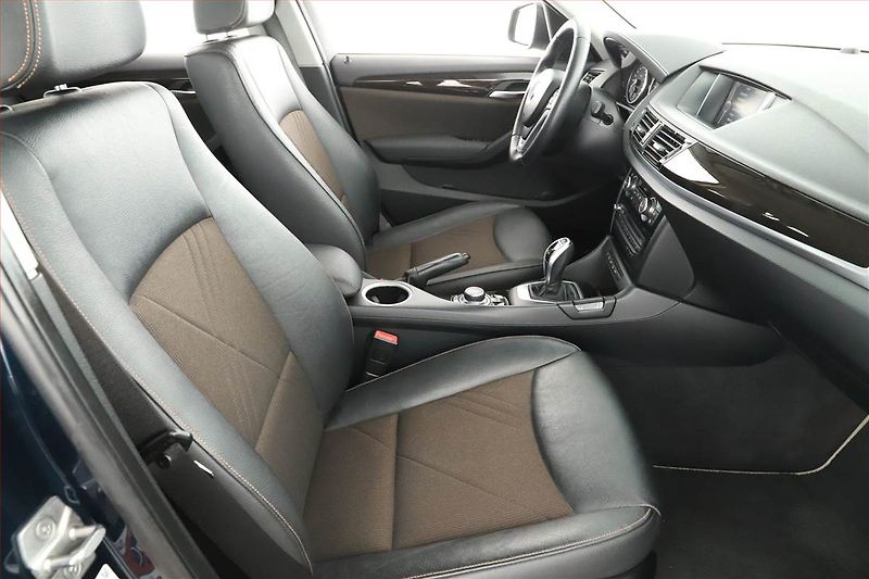 BMW X1 (2015) xDrive18d, 4X4, Automat - fotka 7 z 17