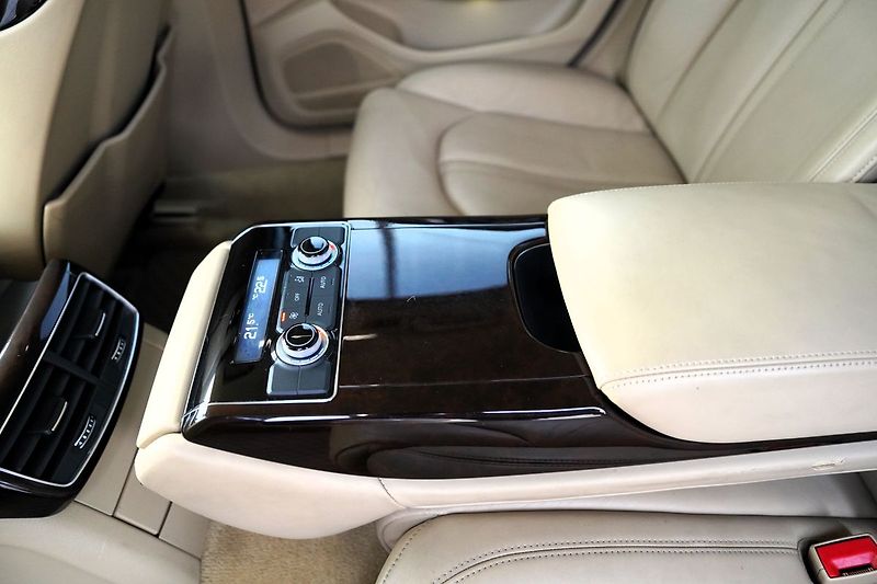 Audi A8 3.0 TDI Quattro/Tiptr./Matrix - fotka 37 z 48