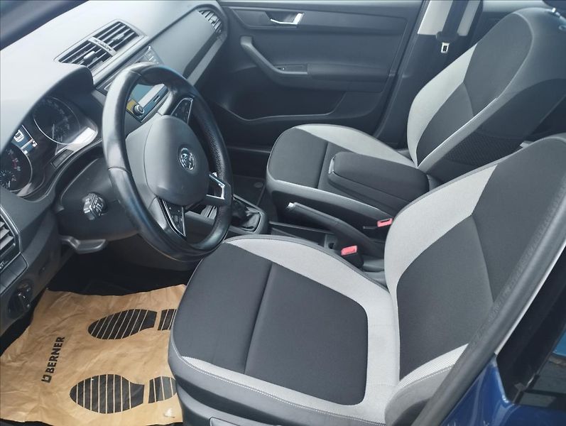 Škoda Fabia 1,4 TDi 66KW - fotka 7 z 19