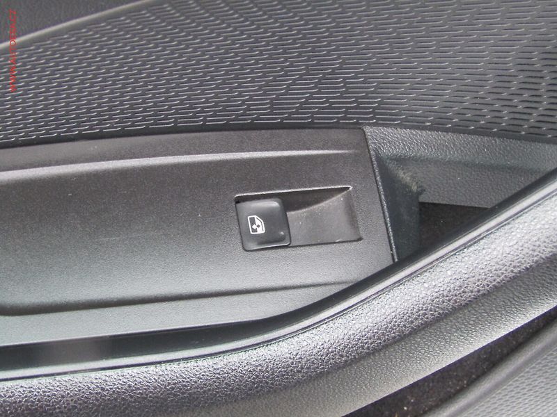 Škoda Octavia (2020) 2.0TDi, Style, LED, navi - fotka 12 z 21