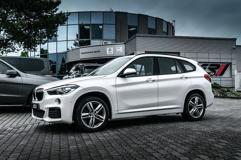 BMW X1 - fotka 18 z 18