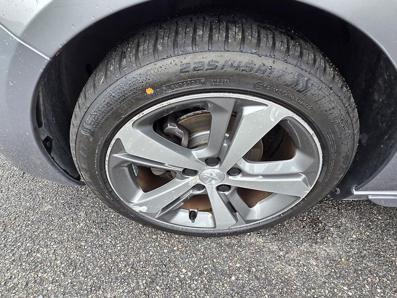 Peugeot 308 (2019) 1.2 PT 110 Style MAN6 - fotka 26 z 27
