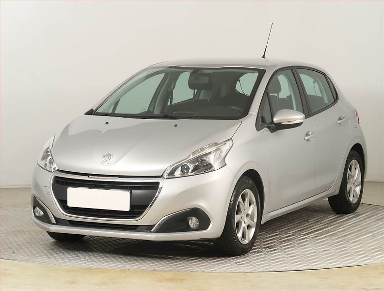 Peugeot 208 (2017) 1.2 PureTech, Tempomat - fotka 2 z 16