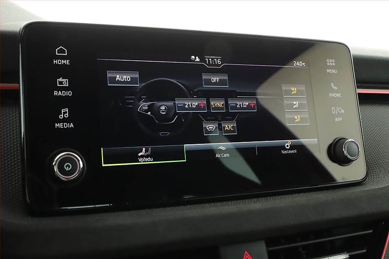 Škoda Kamiq (2024) 1.0 TSI, DRIVE, SENZORY - fotka 17 z 19