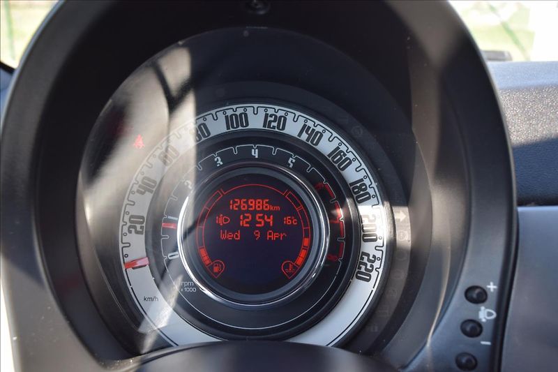Fiat 500 0,9 i 63KW PO STK ALU KLIMA - fotka 30 z 43