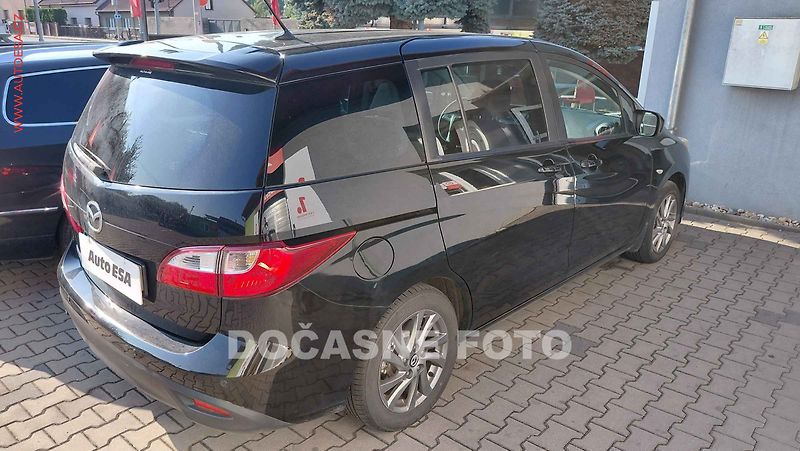 Mazda 5 (2012) 1.8 i, AC, tempo, park.čidla - fotka 2 z 3