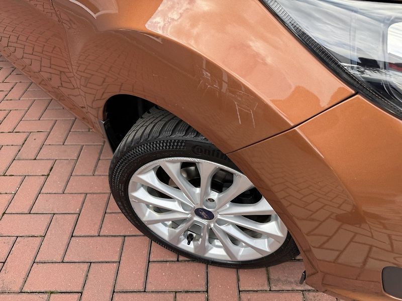 Ford Fiesta (2015) 1.25i Trend Klima LPG Rozvody - fotka 46 z 50