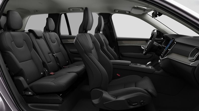 Volvo XC90 (2026) B5 AWD PLUS DARK - fotka 10 z 13
