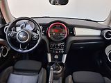 Mini Cooper (2017) 1.5i, LED, AC, temo - náhled 8