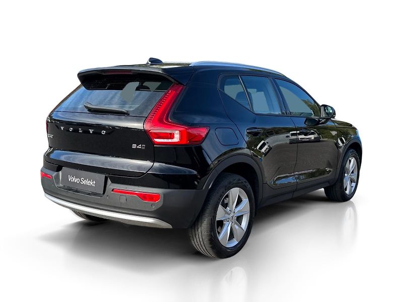Volvo XC40 B4 AWD // 1. maj // ČR - fotka 6 z 40