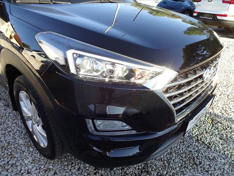 Hyundai Tucson 1,6T- GDi 130kW Trikolor - fotka 11 z 58