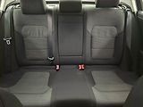 Volkswagen Passat (2011) 1.6 TDI, Tempomat - náhled 10