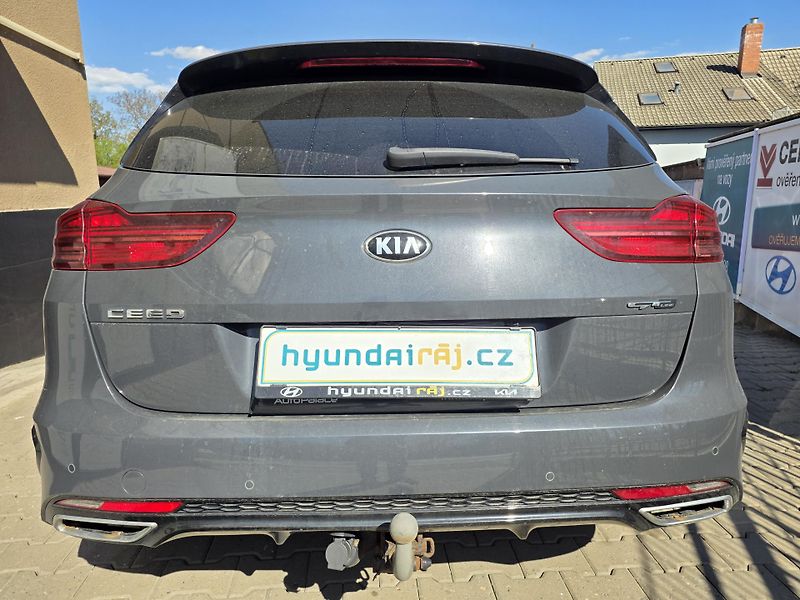 Kia Ceed (2019) 1.6-GT-LINE-AUTOMAT-TAŽNÉ - fotka 8 z 18