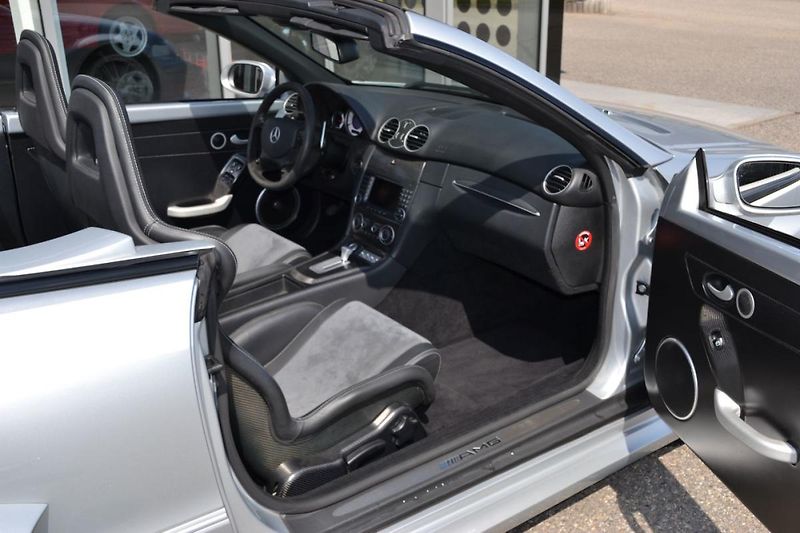 Mercedes-Benz CLK DTM AMG CABRIO 1 OF 80 - fotka 14 z 19