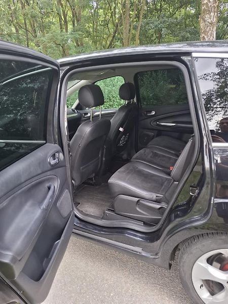 Ford S-MAX (2012) 2.0TDCi 170 - fotka 18 z 22