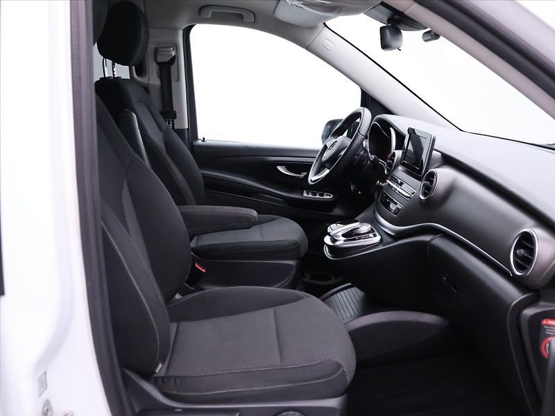 Mercedes-Benz Třídy V 2,1 220d L120kW AMG Paket DPH - fotka 12 z 32