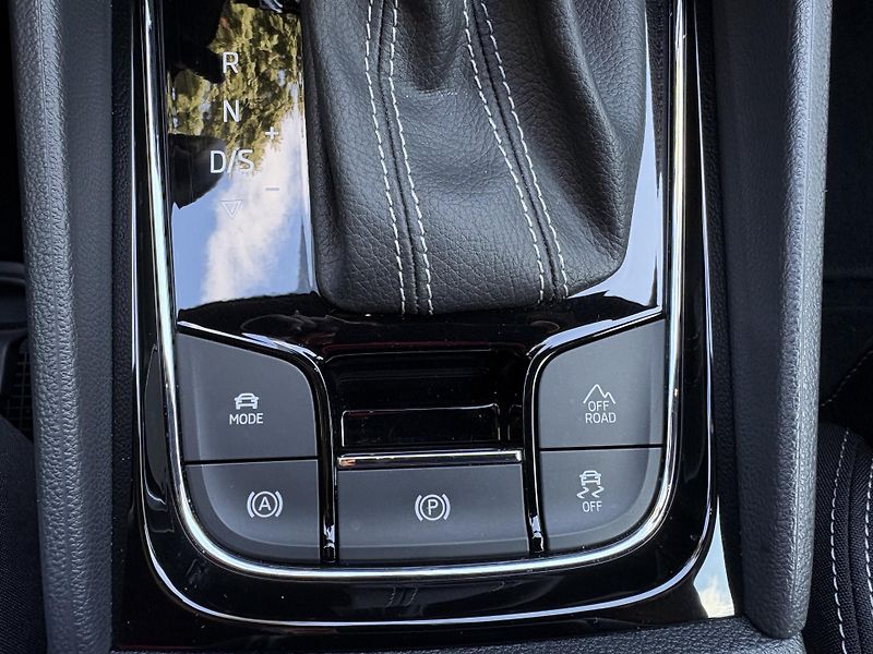 Škoda Karoq (2022) 2.0TSi 140kW 4x4SPORTLINE      - fotka 19 z 45