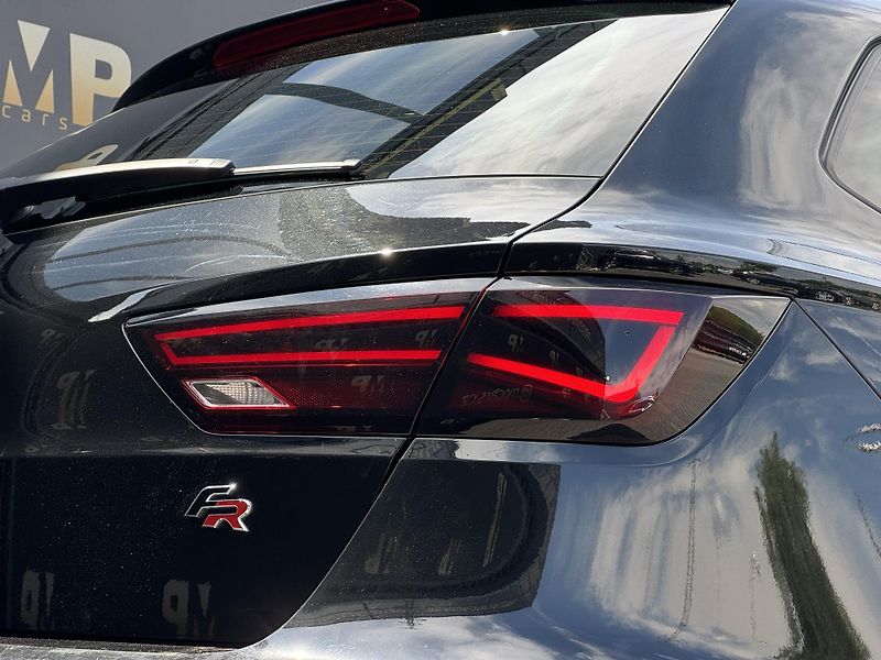 Seat Leon (2018) 1.5TSi MAN FR Virtual PANO RZV - fotka 48 z 52
