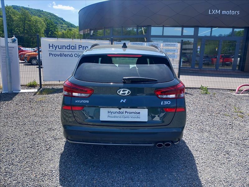 Hyundai i30 1,5 T-GDI MH MT N-LINE - fotka 7 z 24