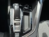 Peugeot 5008 (2019) ALLURE 1.6 PT 180k PANORAMA - náhled 17