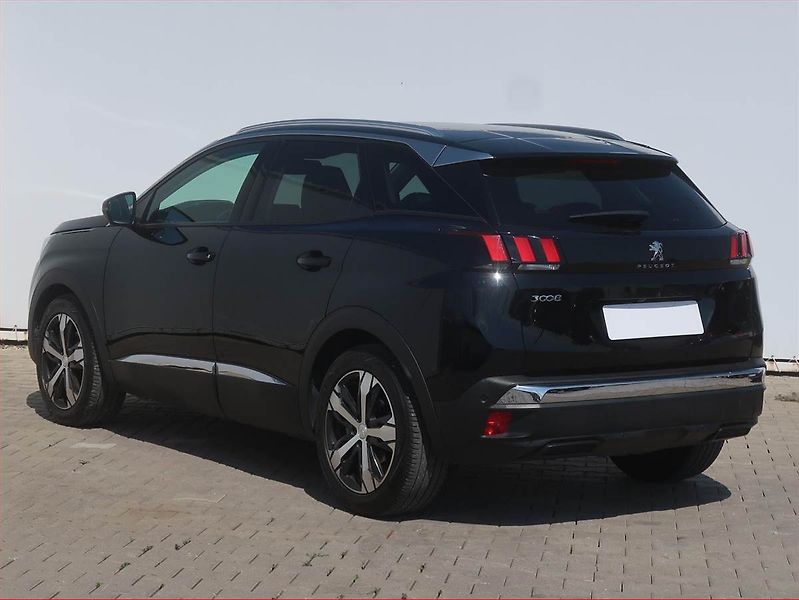Peugeot 3008 (2018) 1.6 BlueHDi, Automat - fotka 4 z 18