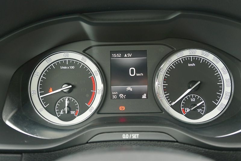 Škoda Karoq (2022) STYLE TSI 1.5/110KW 6MP - fotka 7 z 32