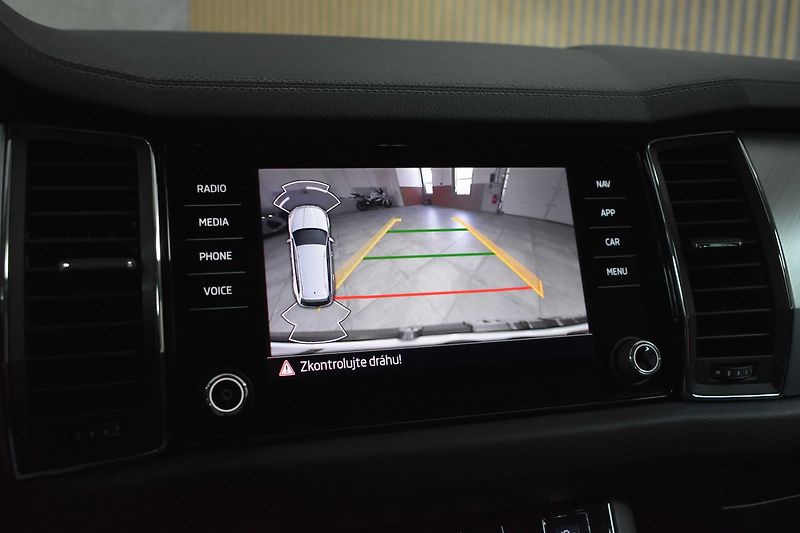 Škoda Kodiaq 2.0 TDI DSG*KAMERA*ACC*DPH* - fotka 21 z 37