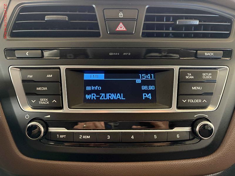Hyundai i20 (2017) 1.25 i, 1.maj,ČR - fotka 11 z 13