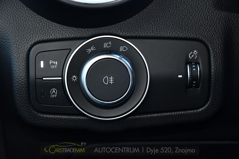 Alfa Romeo Stelvio 2.9 V6 Bi-T 520PS QUADRIFOGLIO - fotka 27 z 56