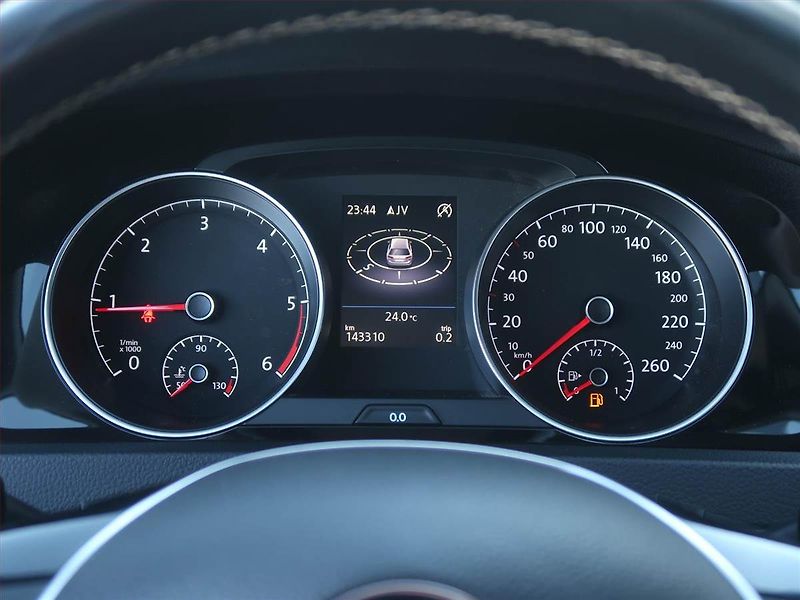Volkswagen Golf (2014) 2.0 TDI, Serv.kniha, Navi - fotka 11 z 18