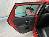 Volkswagen Polo 1.4 TSí GTi 132 kW DSG Bi-Xeno - náhled 17