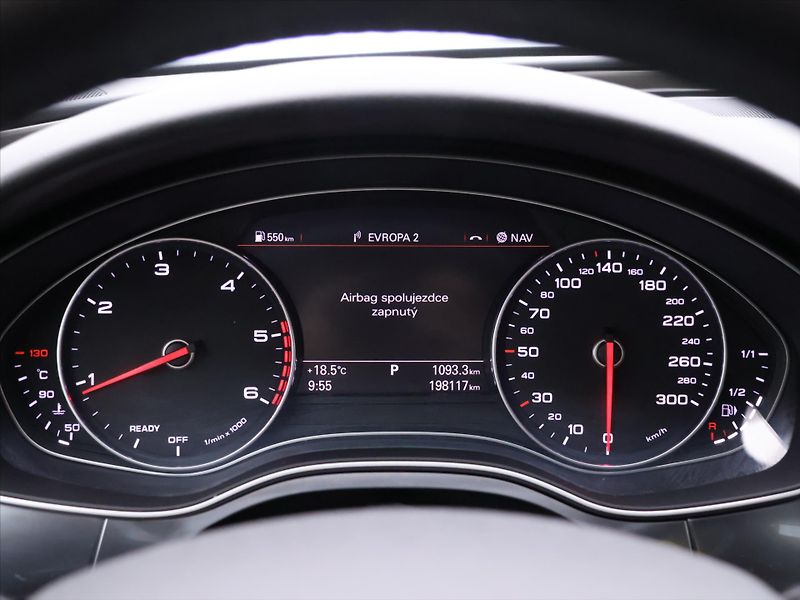 Audi A6 3,0 TDI 235kW Aut. quattro DPH - fotka 16 z 34