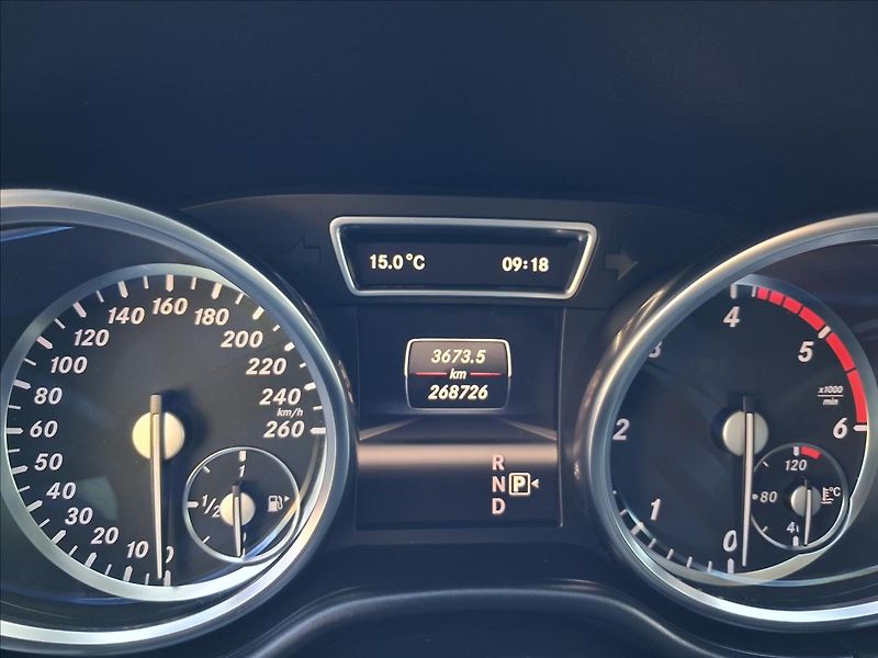Mercedes-Benz Třídy M 2,1 ML 250,150kw - fotka 12 z 16